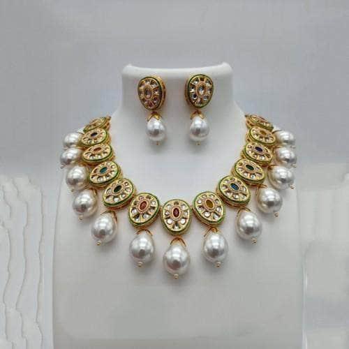 Ishhaara Cut Work Kundan Baroque Pearl Set