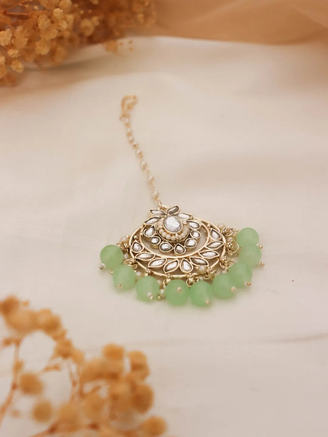 Ishhaara Light Green Pachi Kundan Tikka