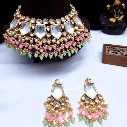 Ishhaara Pentagon Big Kundan Necklace And Earring Set
