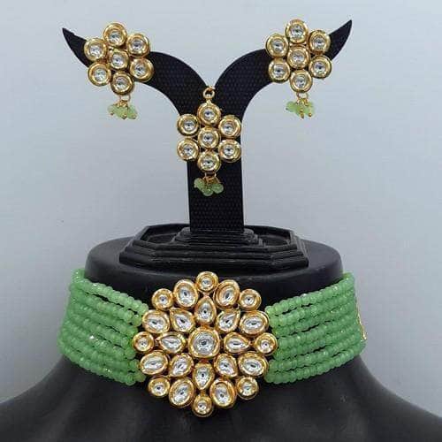Ishhaara Light Green Round Kundan Patch Choker Necklace Set