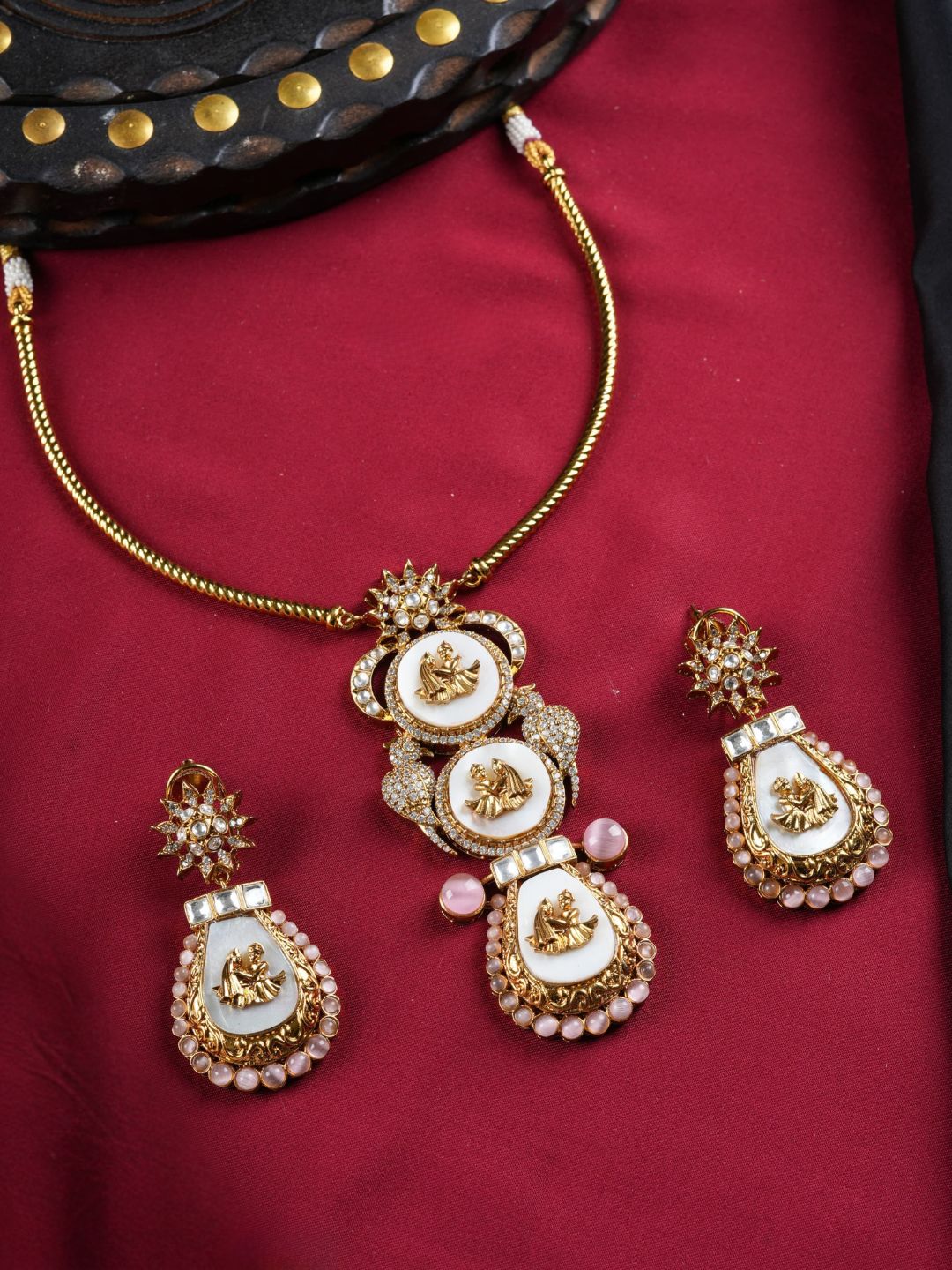 Ishhaara Light Pink Premium Polki Fusion Necklace