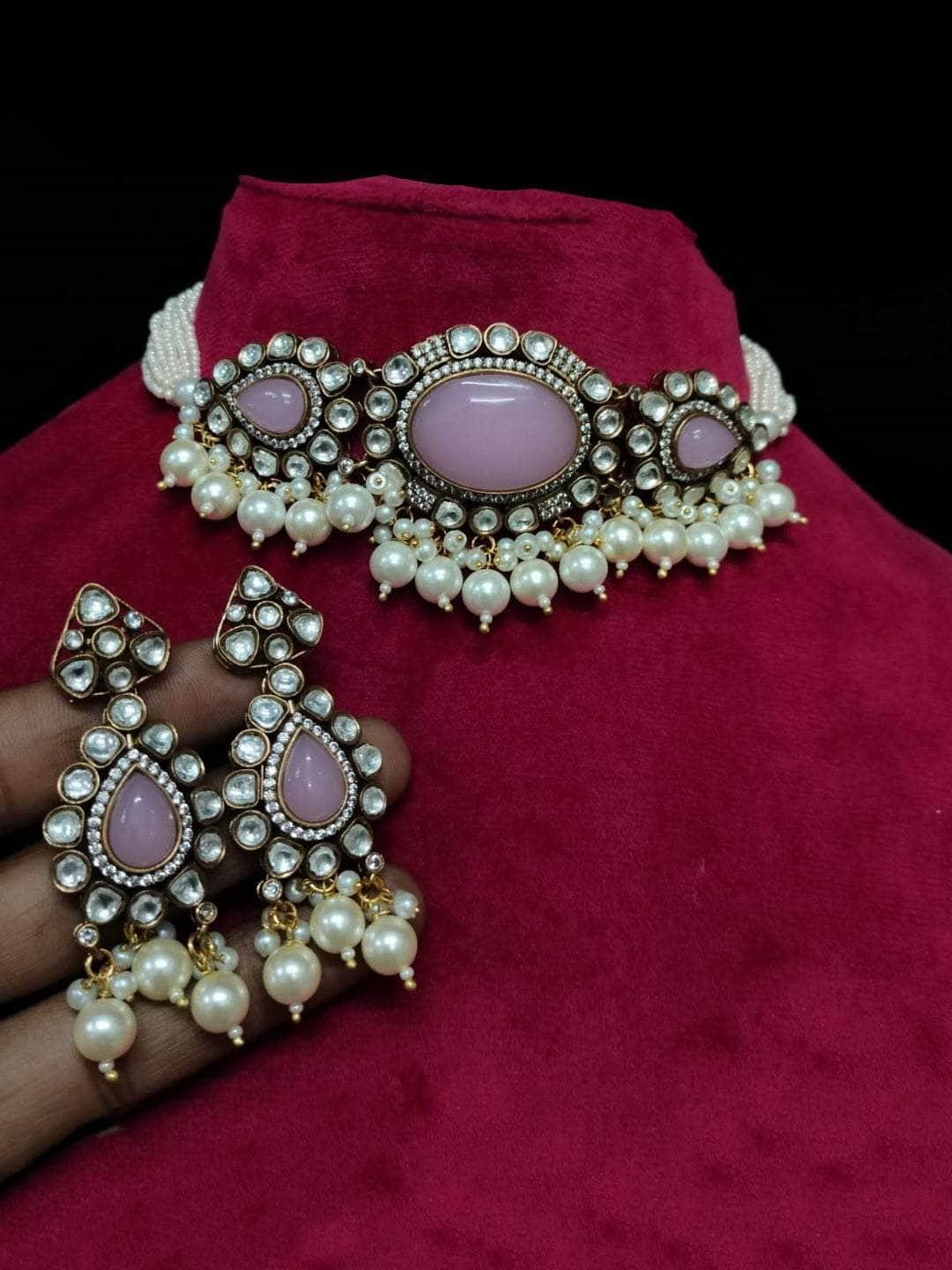 Ishhaara Artic Charm Choker