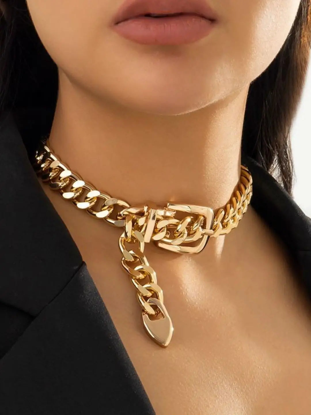 Ishhaara Lock Shaped Choker Necklace