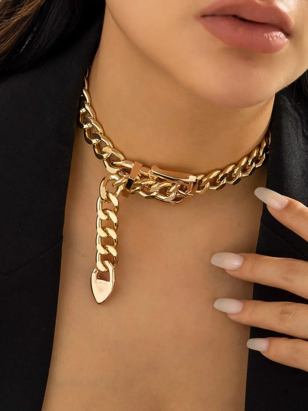 Ishhaara Lock Shaped Choker Necklace