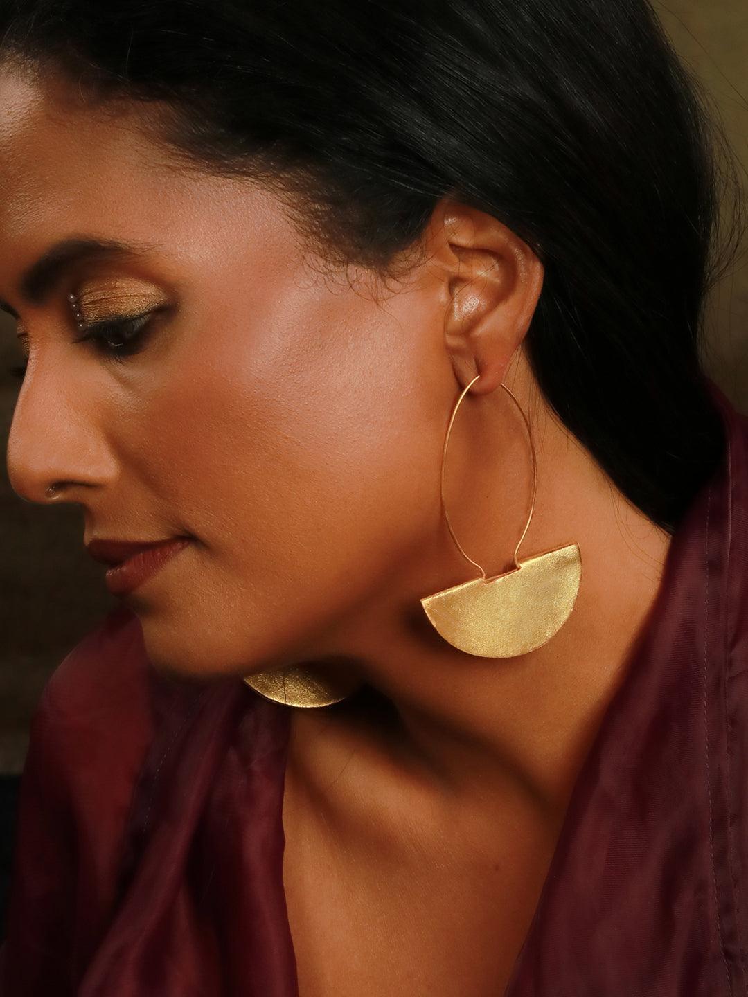 Ishhaara Long Golden Hook Fan Earring