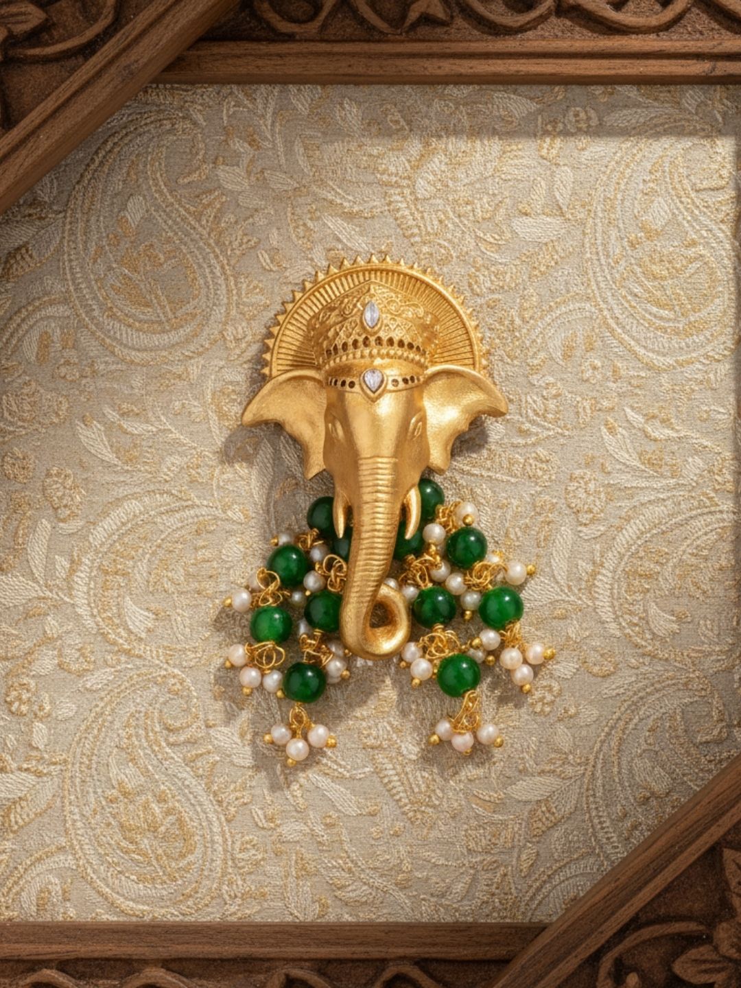 Ishhaara Lord Ganesha Brooch With Dangling Beads