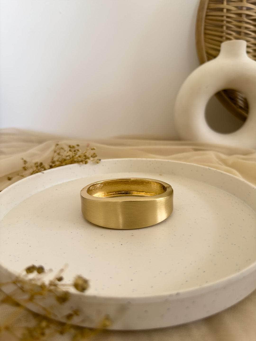 Ishhaara Loupe Band