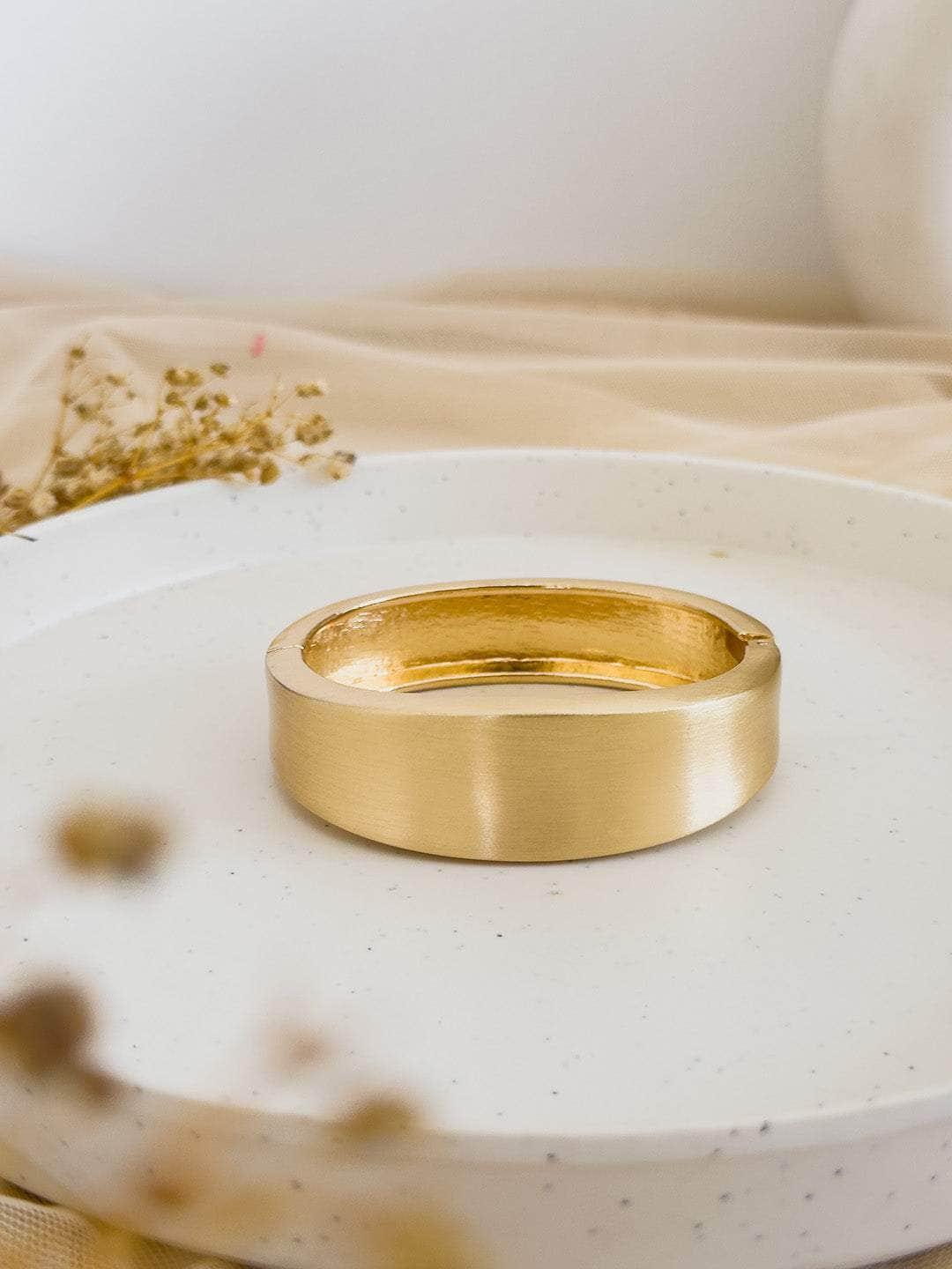 Ishhaara Loupe Band