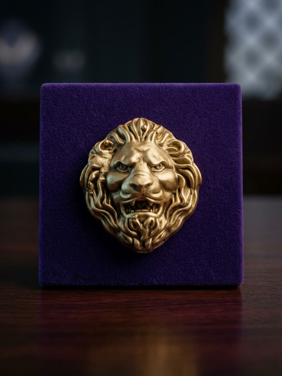 Ishhaara Majestic Lion Magnetic Brooch