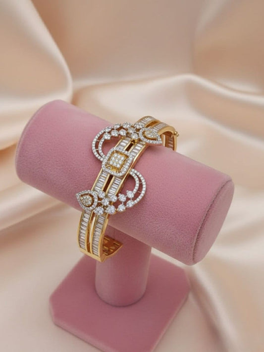 Ishhaara Majesty Diamond Bracelet