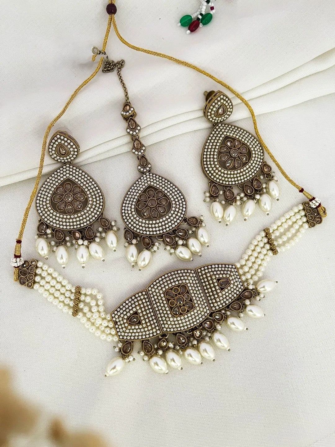 Ishhaara Mandana Kundan Pearl Necklace Set