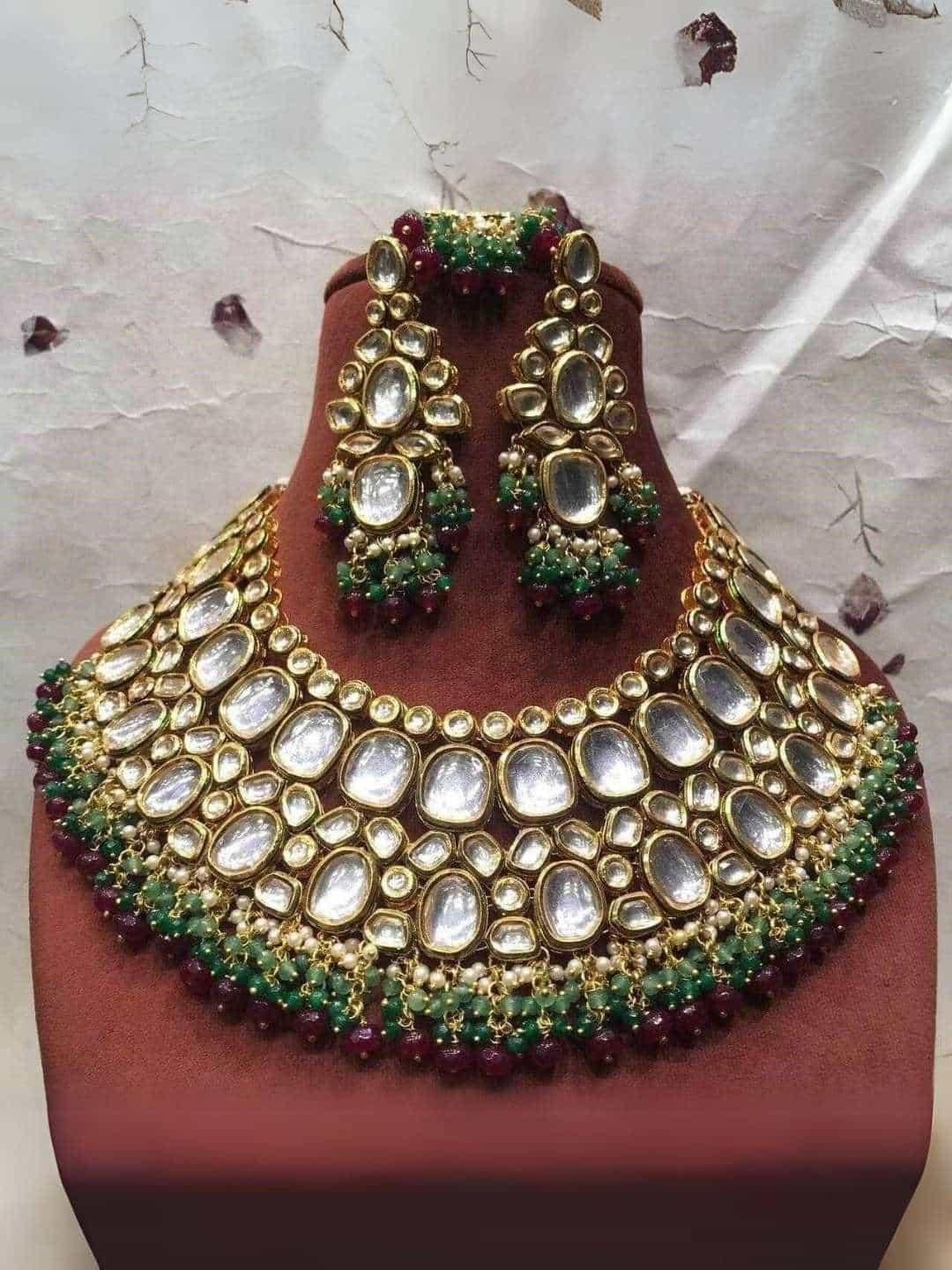 Ishhaara Marvelous Maharani Kundan Choker Set