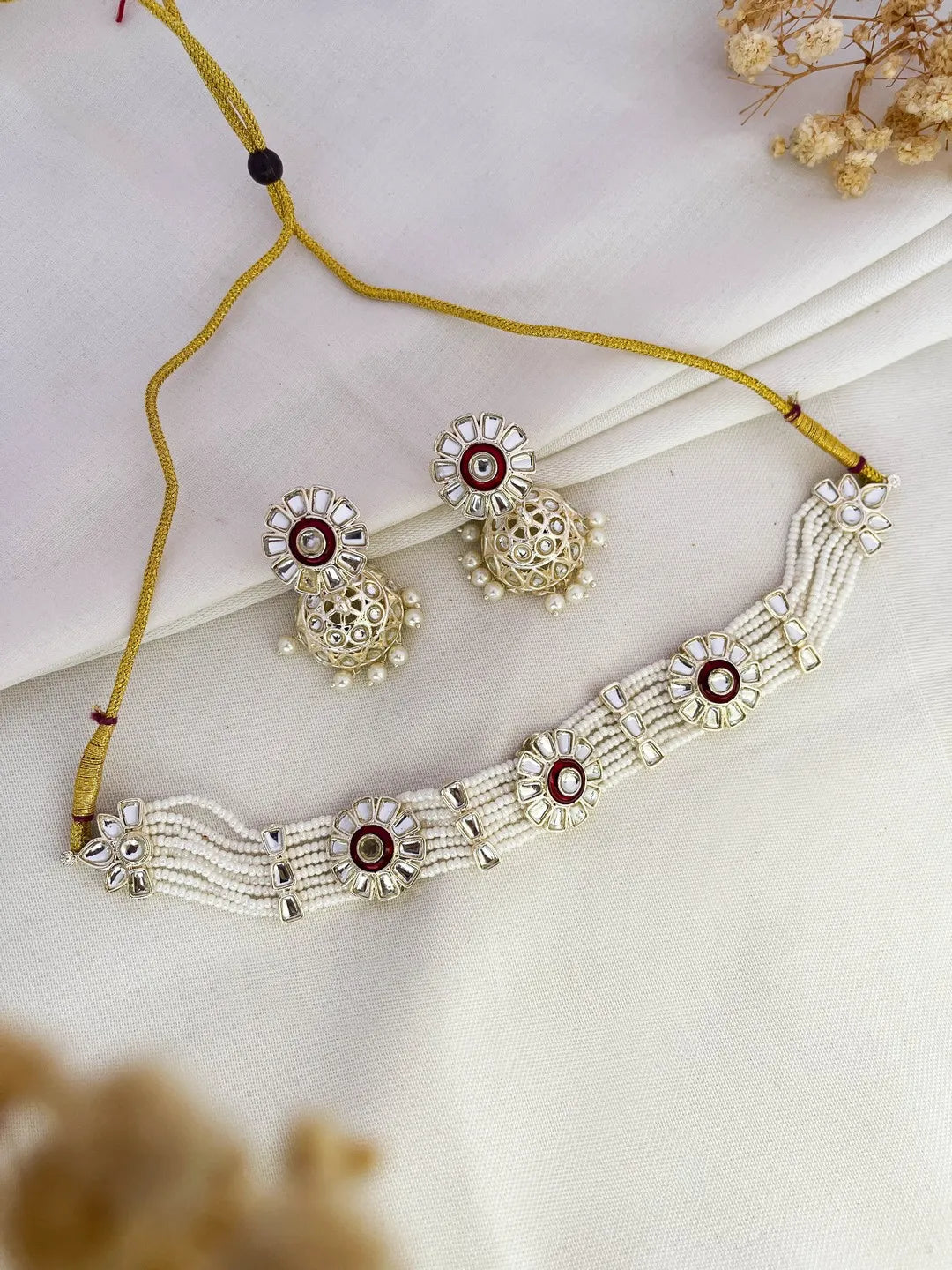 Ishhaara Maroon Minimal Pearl Choker