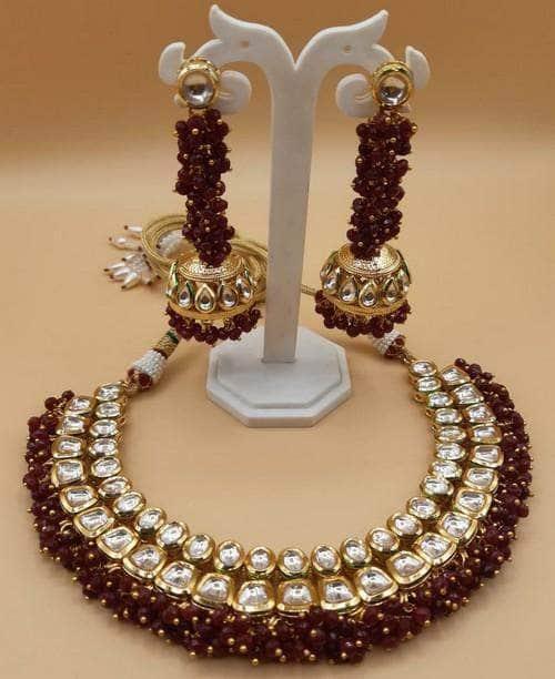 Ishhaara Simple Kundan Choker With Long Jumki