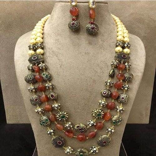 Ishhaara Marroon Stone Gunmetal Beads Necklace
