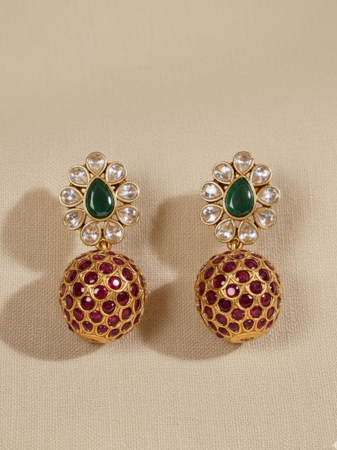 Ishhaara Matt Finish White And Green Stones Earring