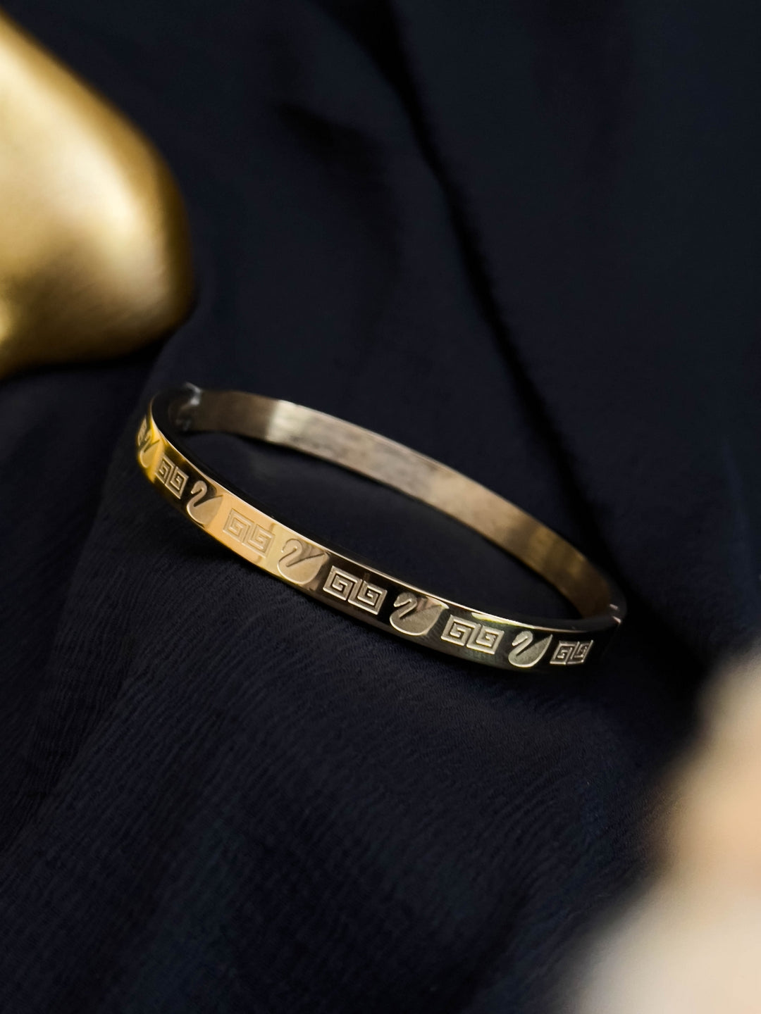 Ishhaara Meander Greek Bangle Bracelet