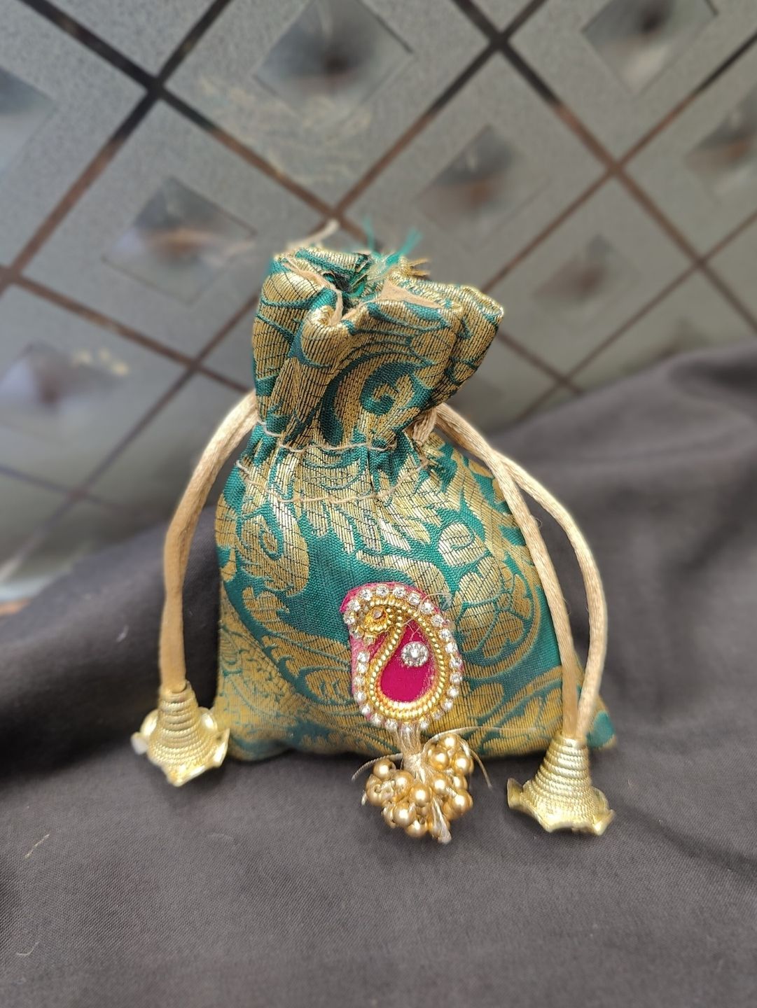 Ishhaara Mini Potli Bag