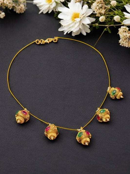 Ishhaara Minimal Jadau Pendant Necklace