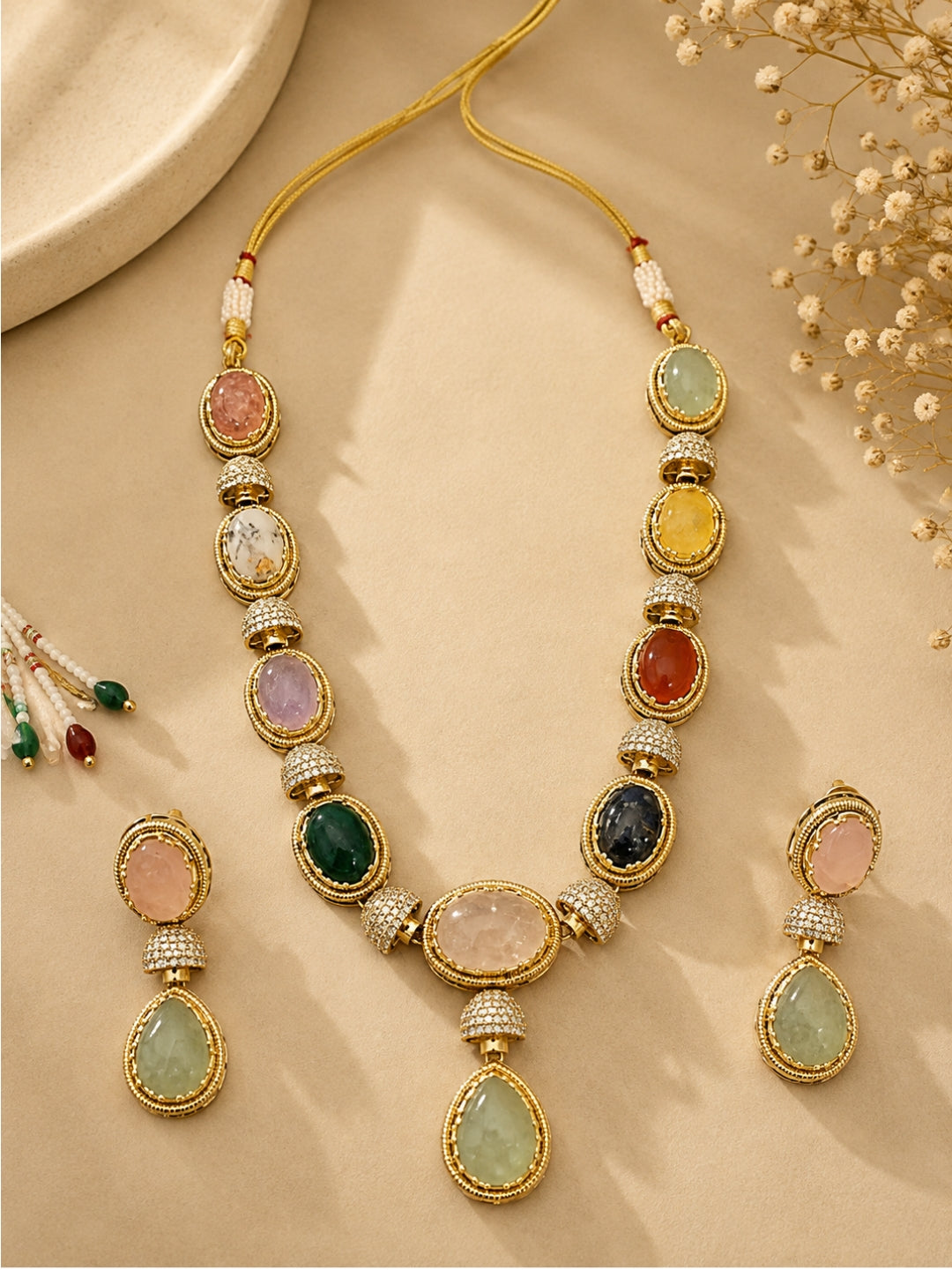 Ishhaara Minimal Luxe Stone Studded Necklace