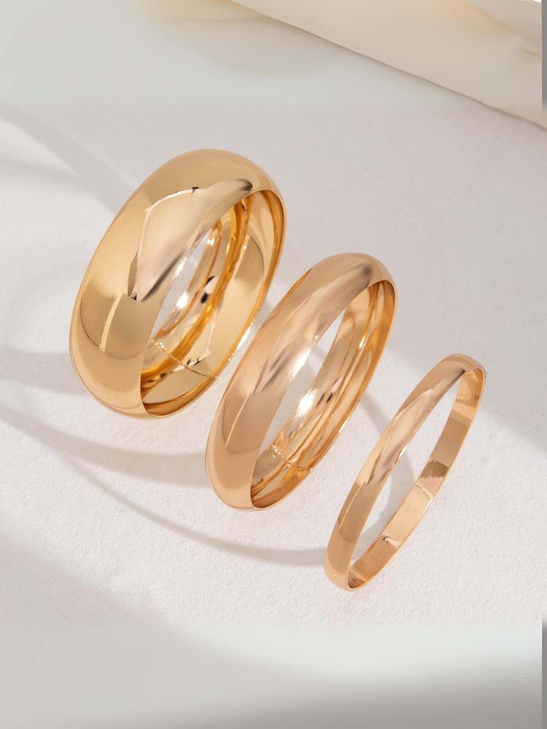 Ishhaara Minimalist 3Pcs Glossy Bangle Bracelet Set