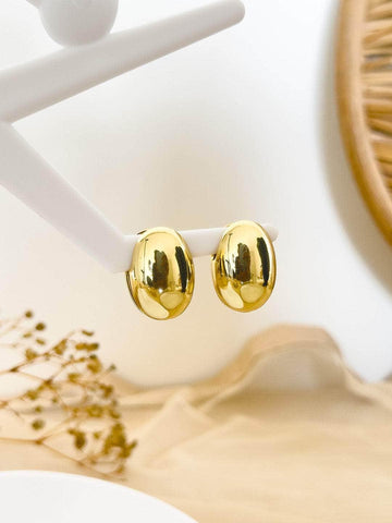 Ishhaara Minimalist Punk Golden Studs