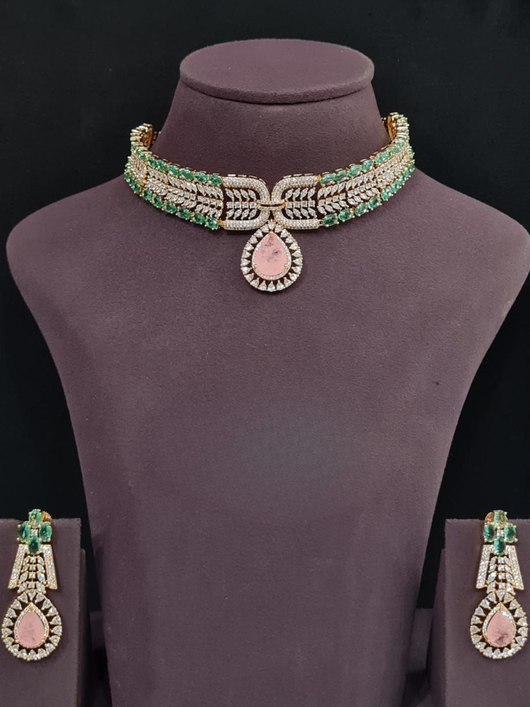 Ishhaara Mint Rose Diadem Choker