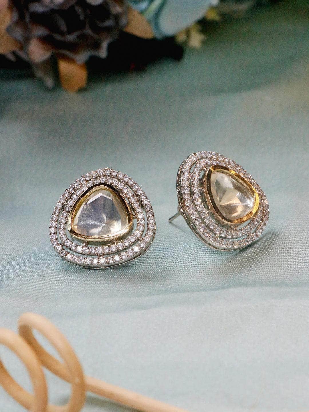 Ishhaara Moissanite Ad Stud Silver