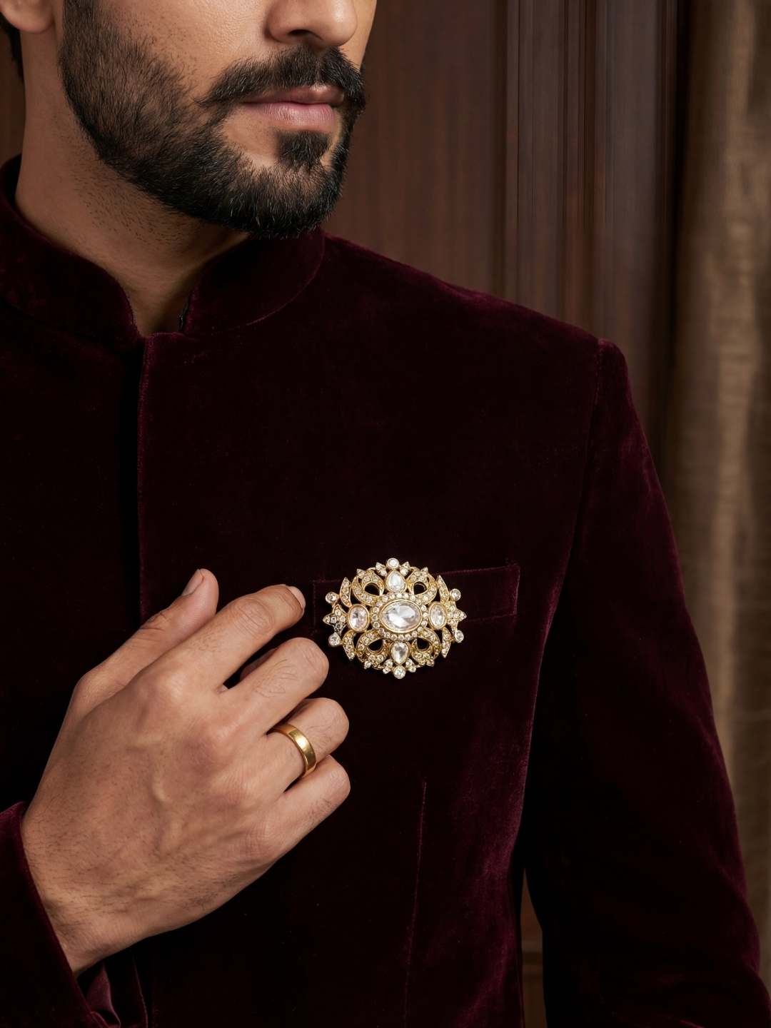 Ishhaara Moissanite Flower Brooch