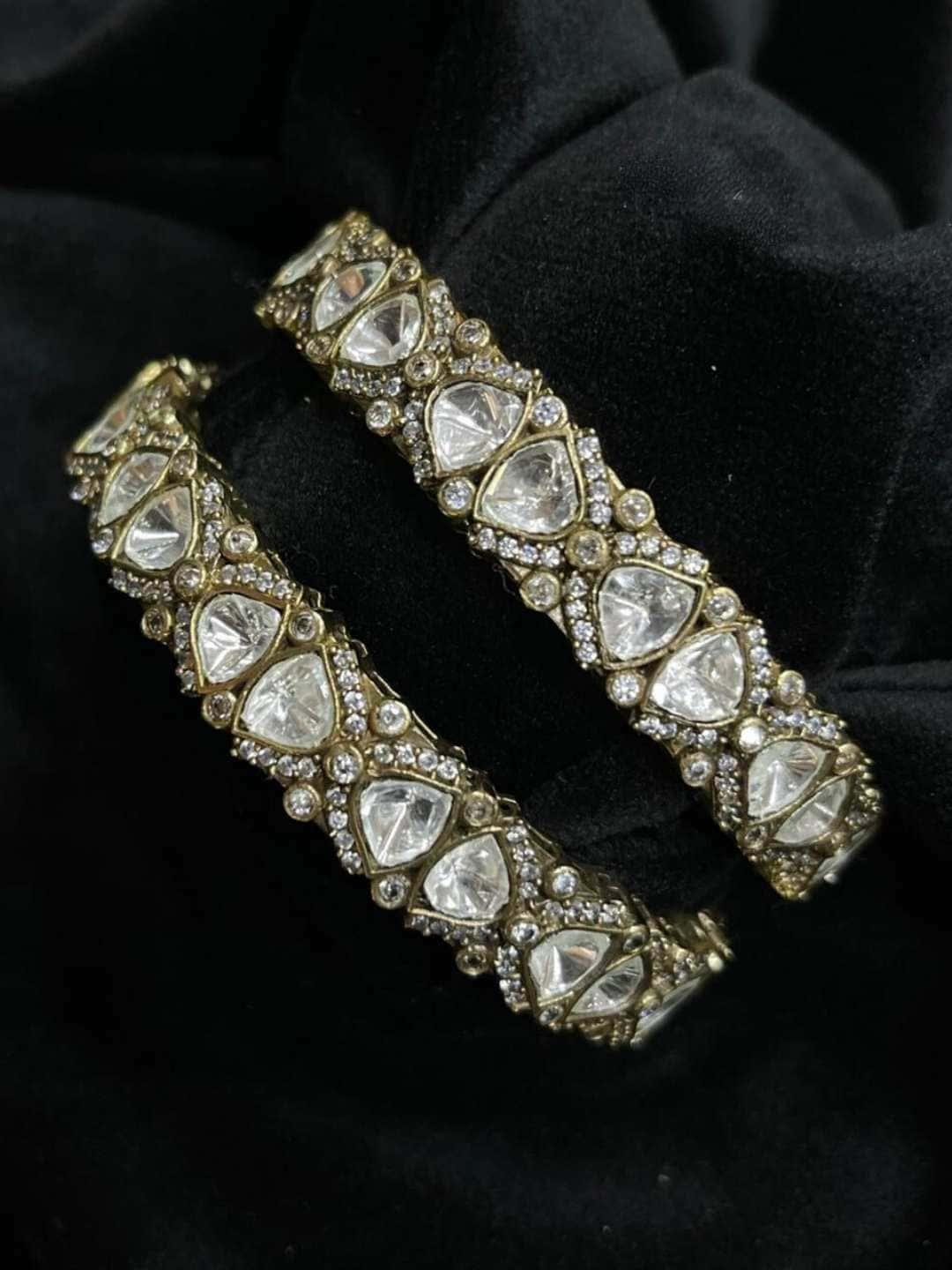 Ishhaara Moissanite Kangan