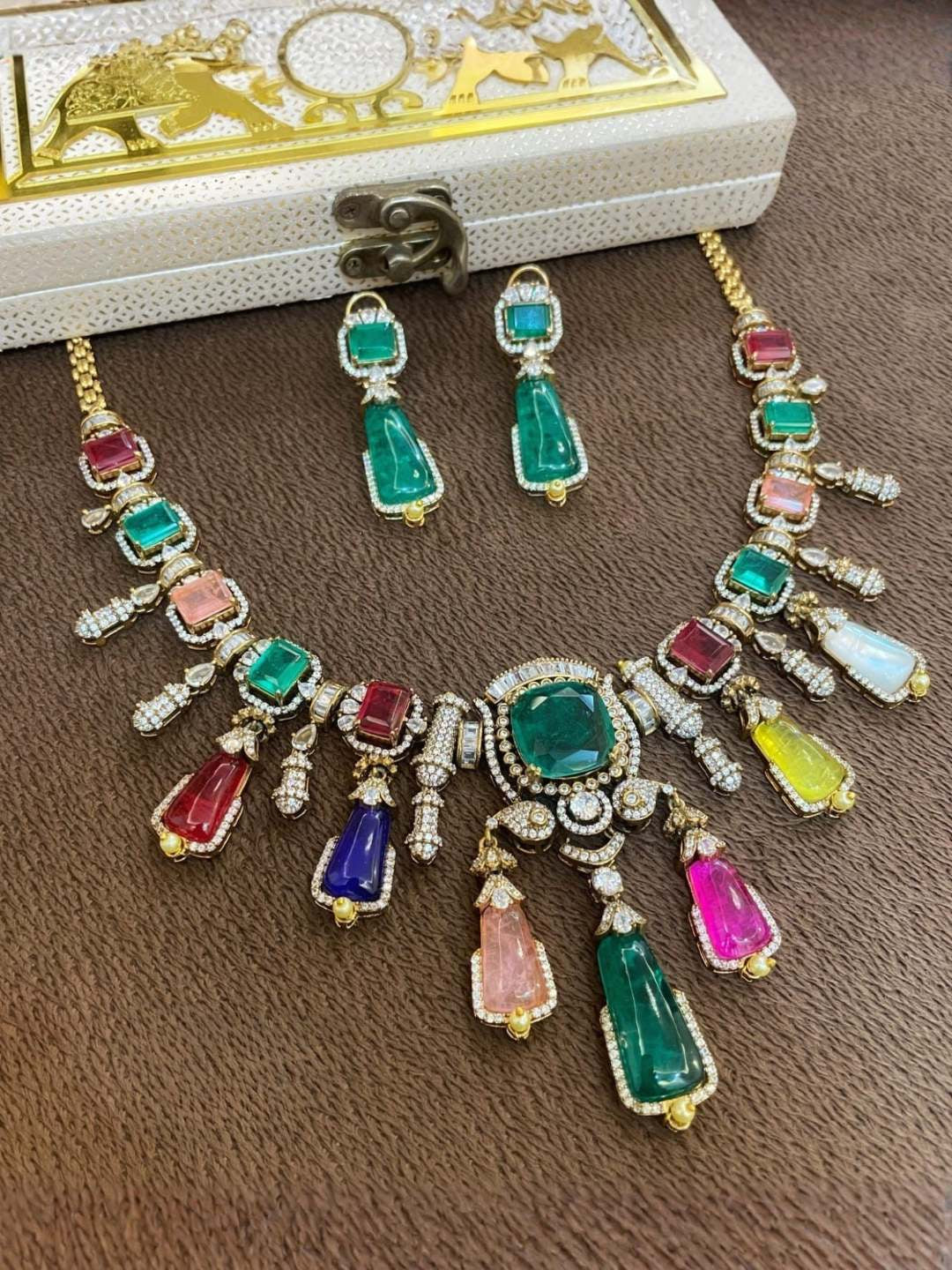Ishhaara Moissanite Polki Multicolour Semi Precious Stone Choker