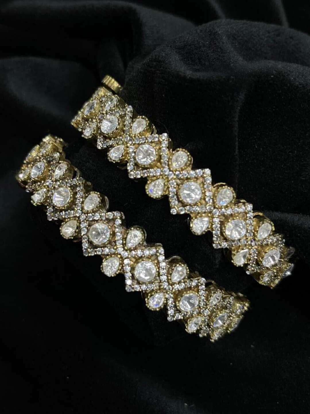 Ishhaara Moissanite Polki Victorian Dual Stone Bangle