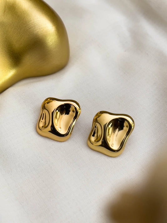 Ishhaara Molten Gold Studs