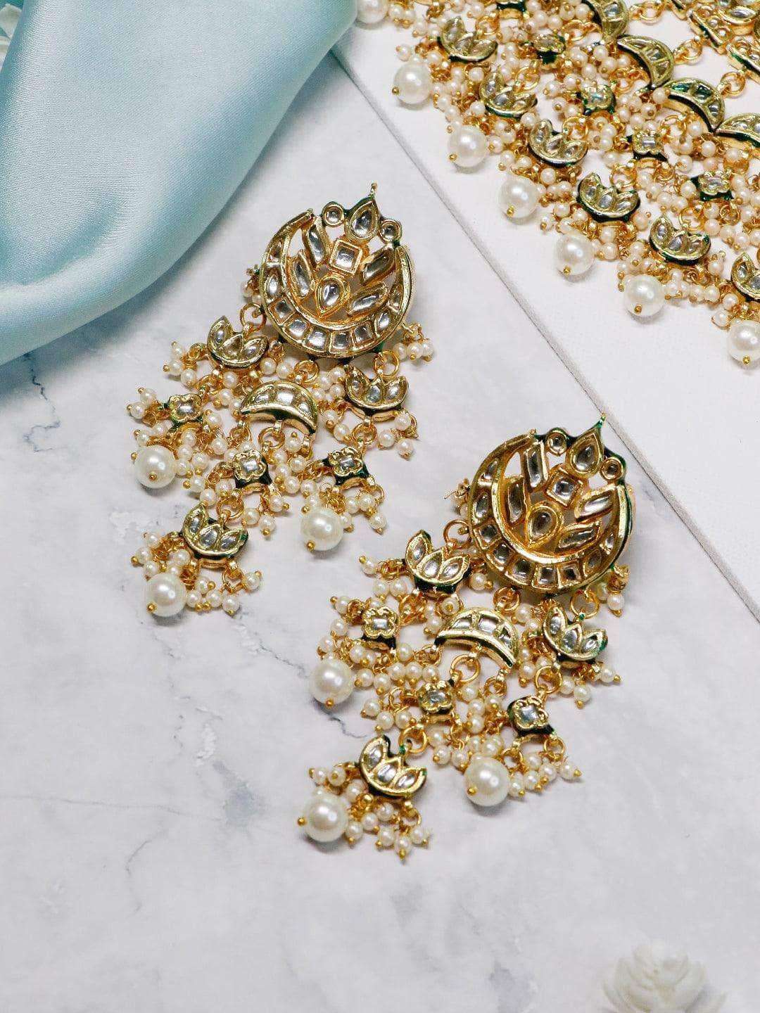 Ishhaara Multi Chand Necklace Set With Teeka