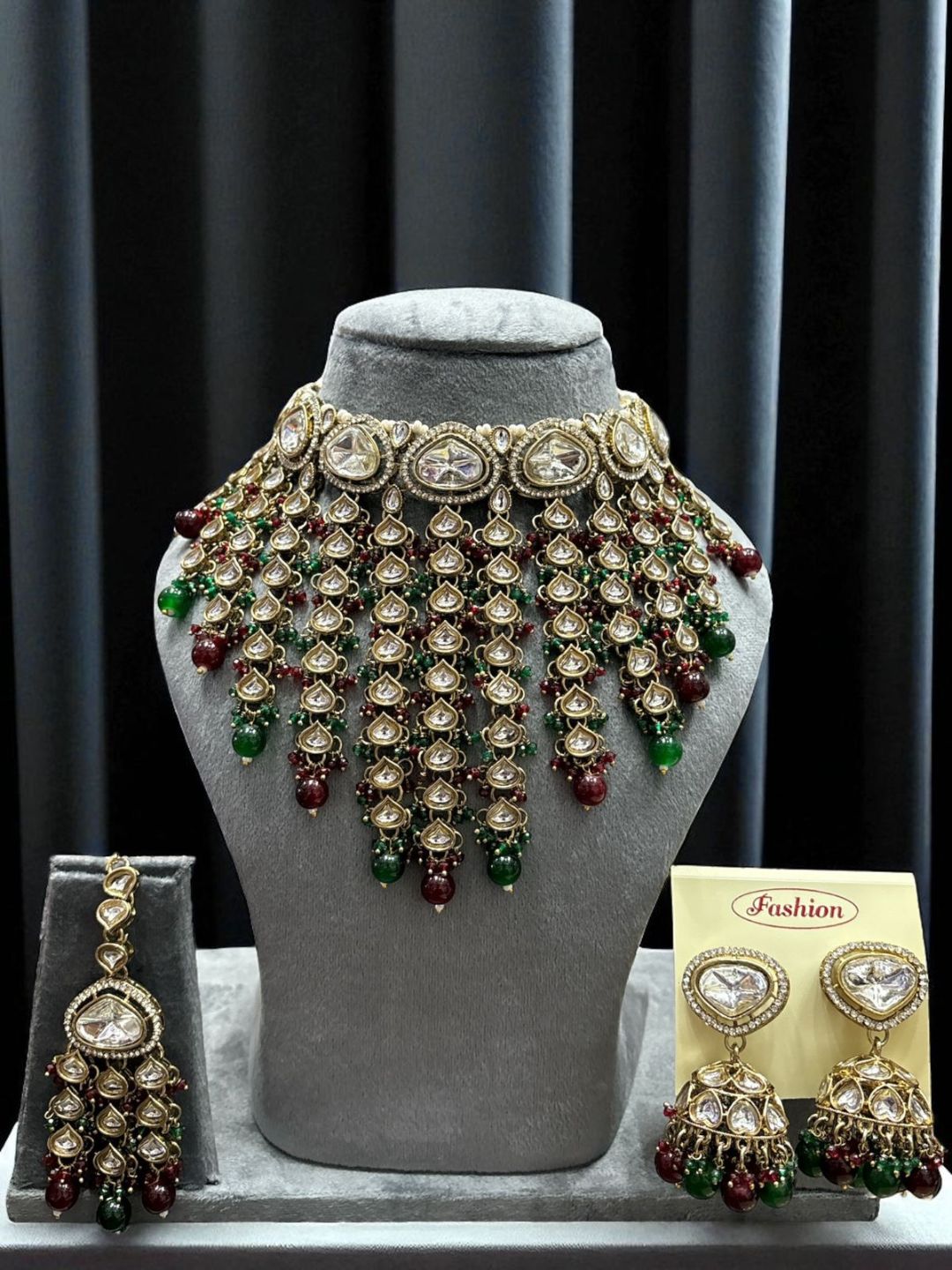 Ishhaara Antique Gold Plated Kundan Necklace