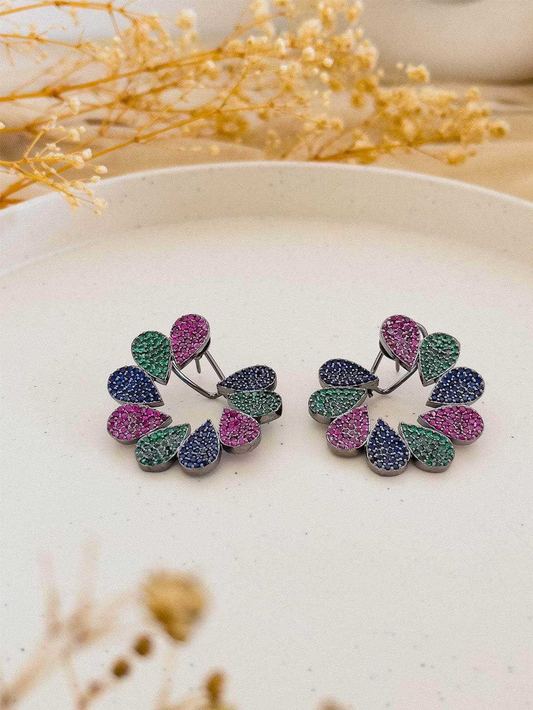 Ishhaara Aristocrat Adorn