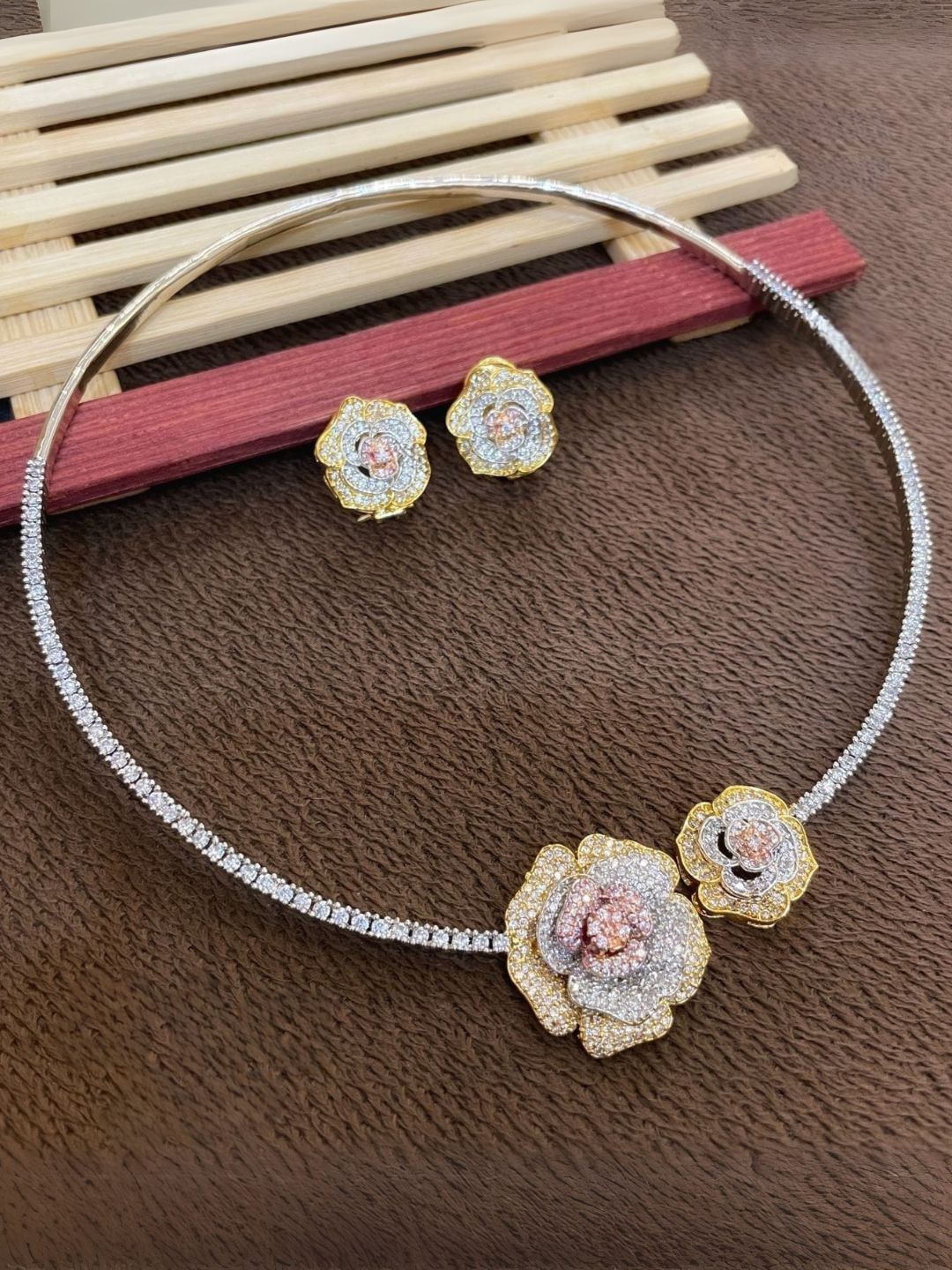 Ishhaara Multicolor Blooming Rose Diamond Hasli Set