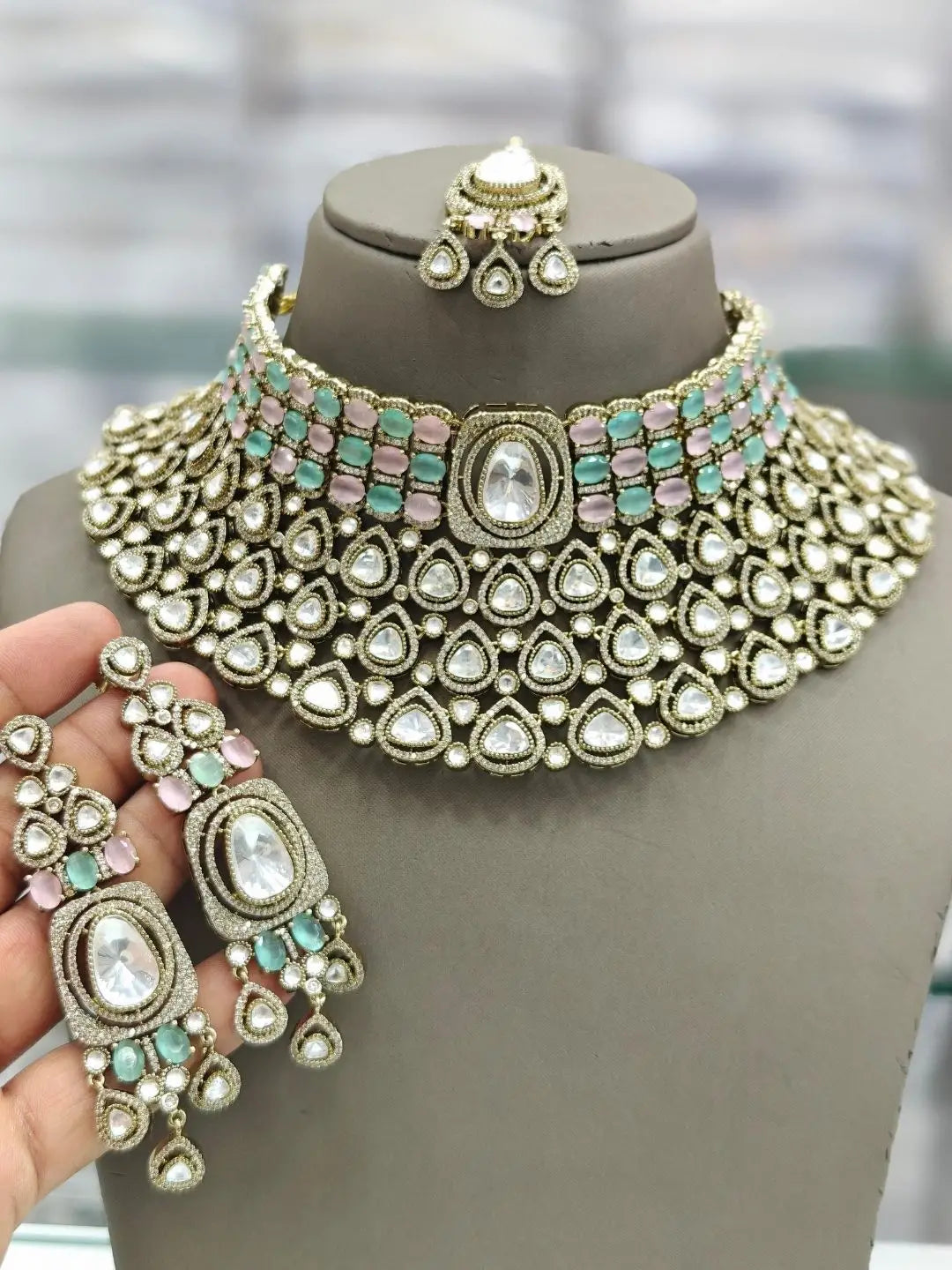Ishhaara Multicolor Gold Plated Green Onyx And Pearl Necklace Set