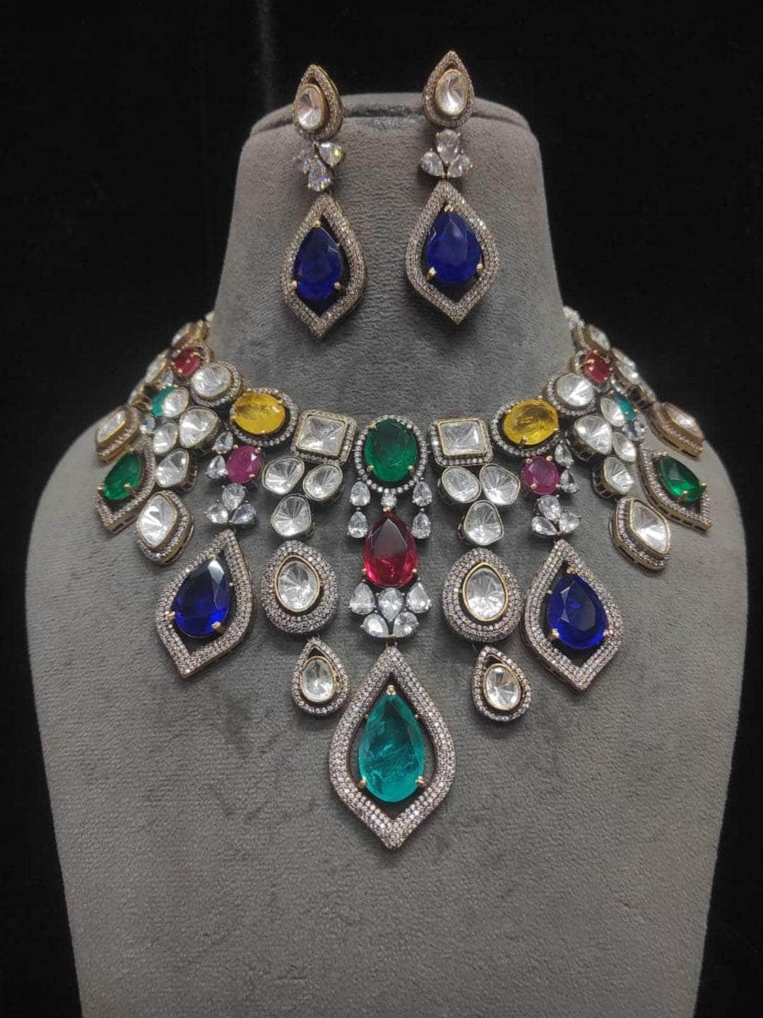 Ishhaara Kaleidoscope Necklace