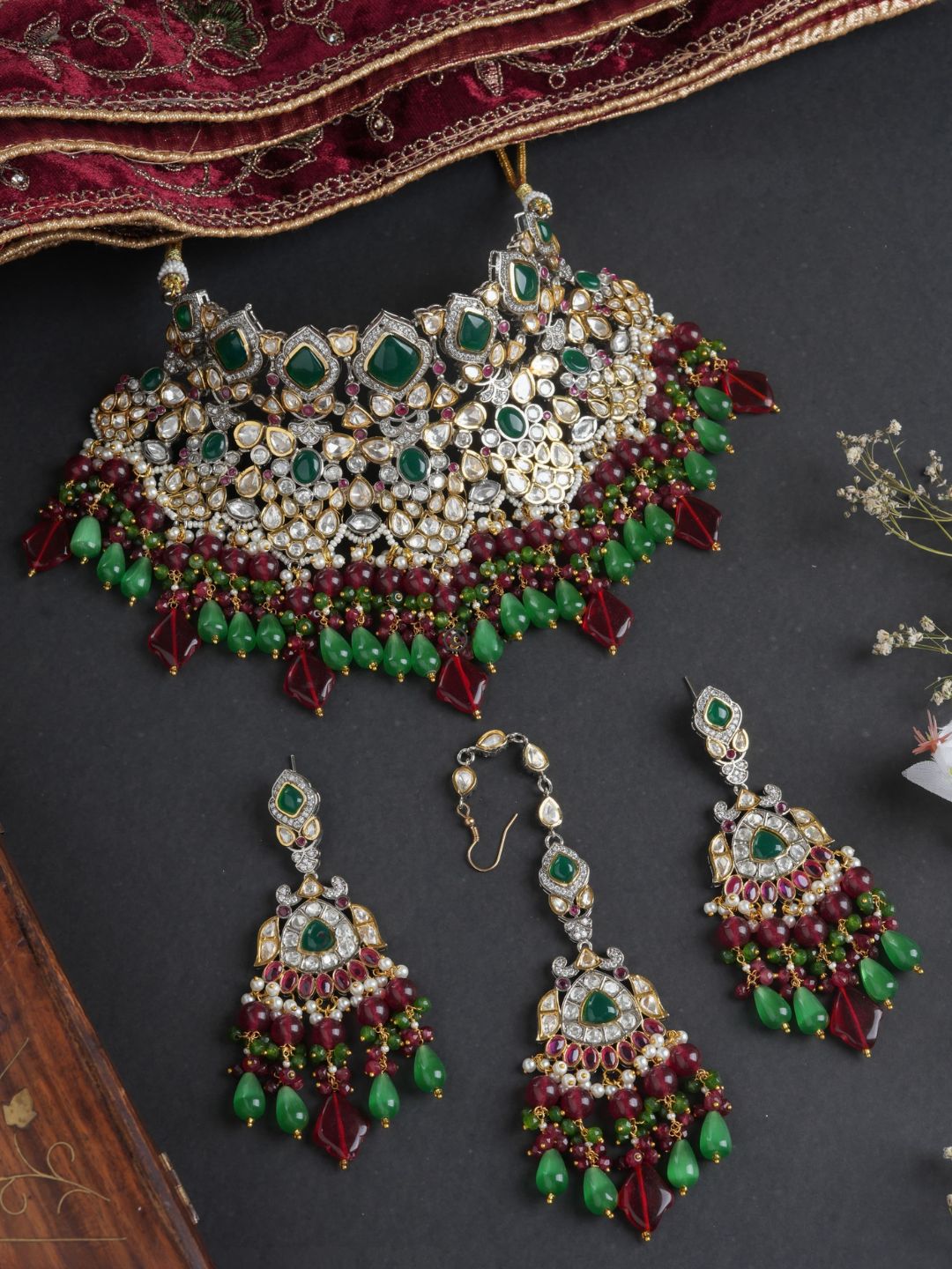 Ishhaara Green Kundan Kanti Rajputana Necklace