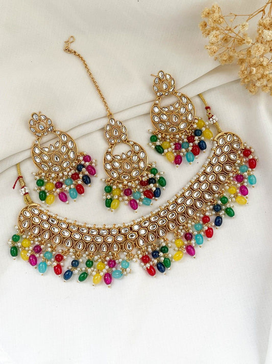 Ishhaara Multicolor Minimal Kundan And Pearl Studded Necklace