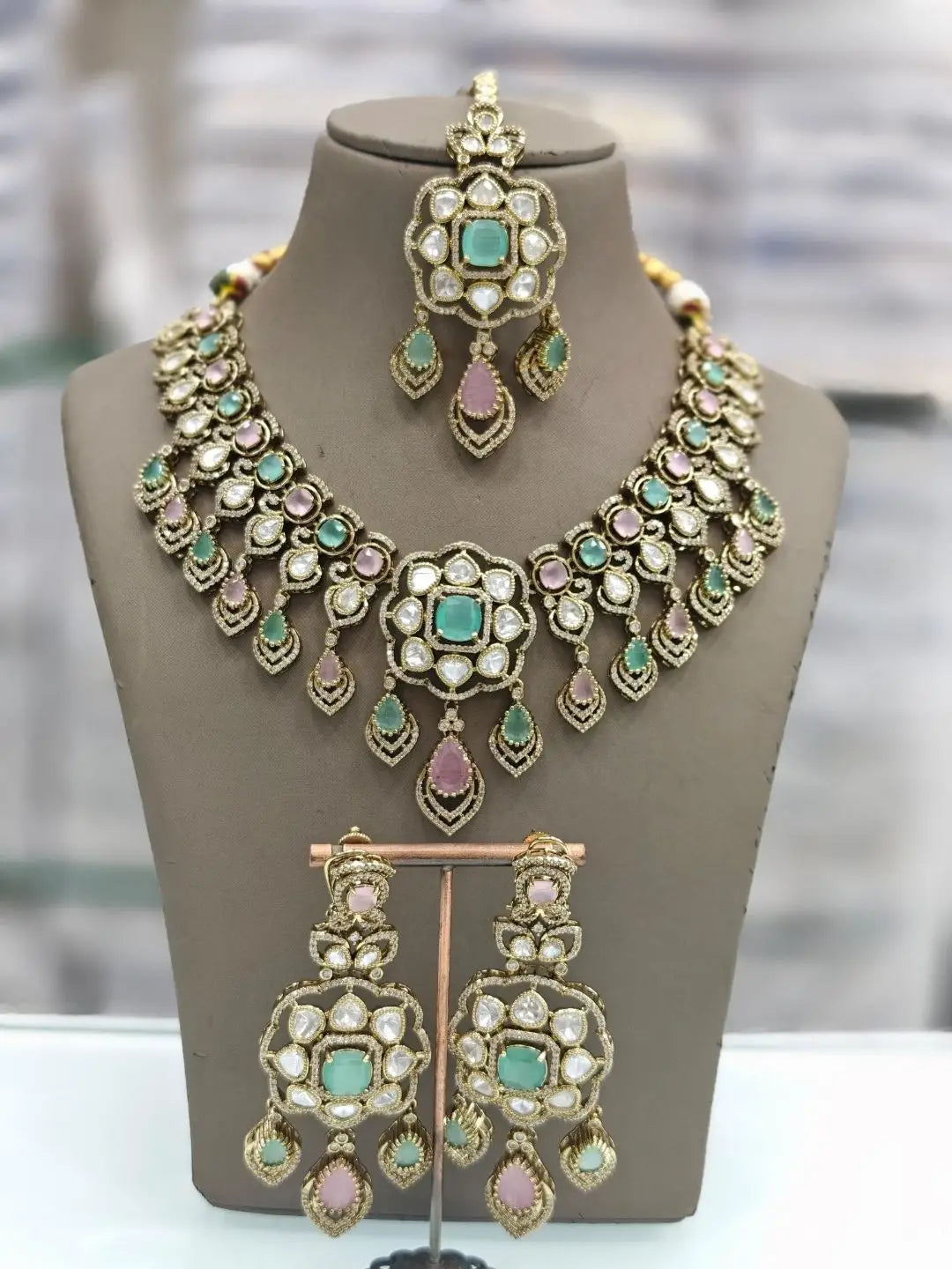 Ishhaara Multicolor Mossianite Polki Necklace