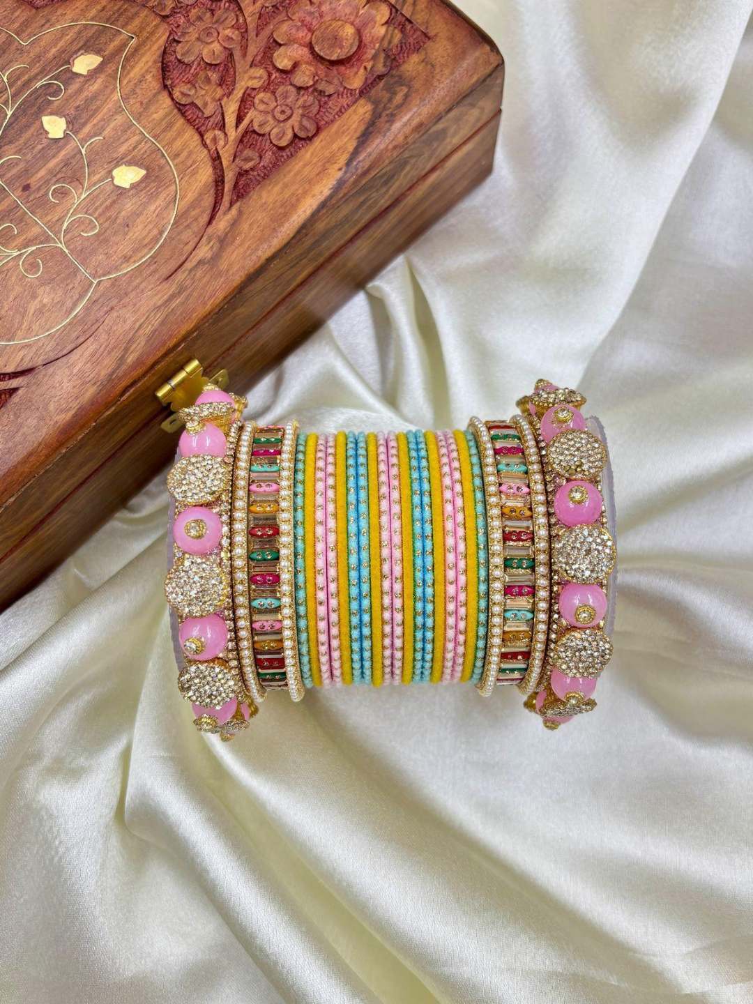 Ishhaara Multicolored Pastel Colored Chooda Bangles