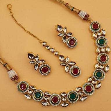 Ishhaara Round Stone Ad Kundan Simple Set