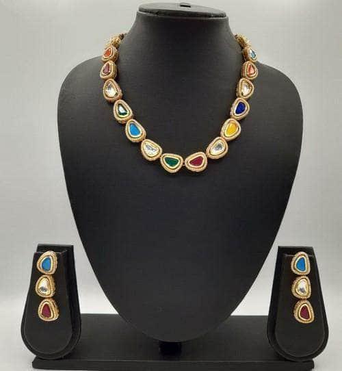 Ishhaara Single Line Kundan Set