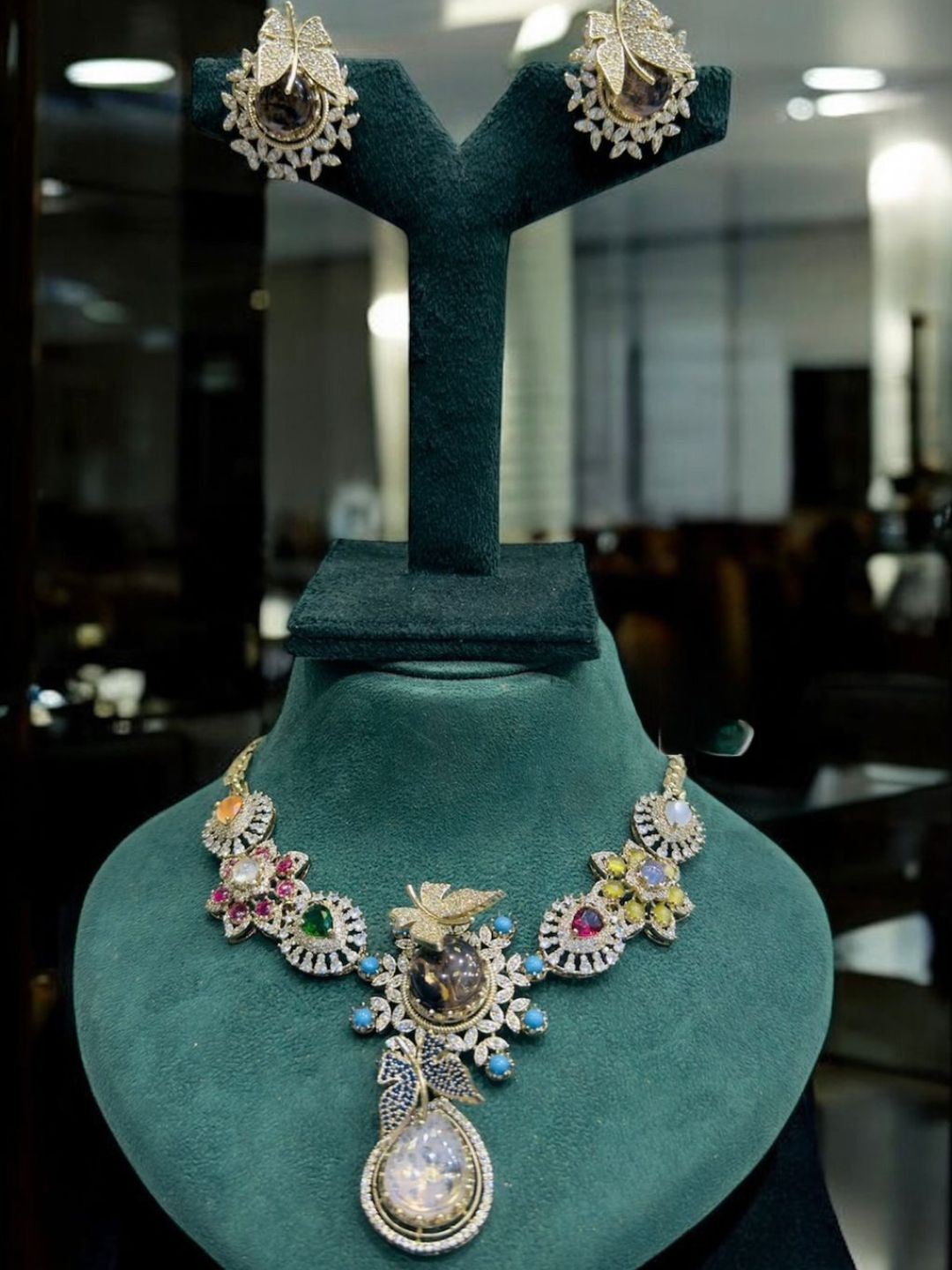 Ishhaara Multicoloured Gemstone Indo Western Necklace Set
