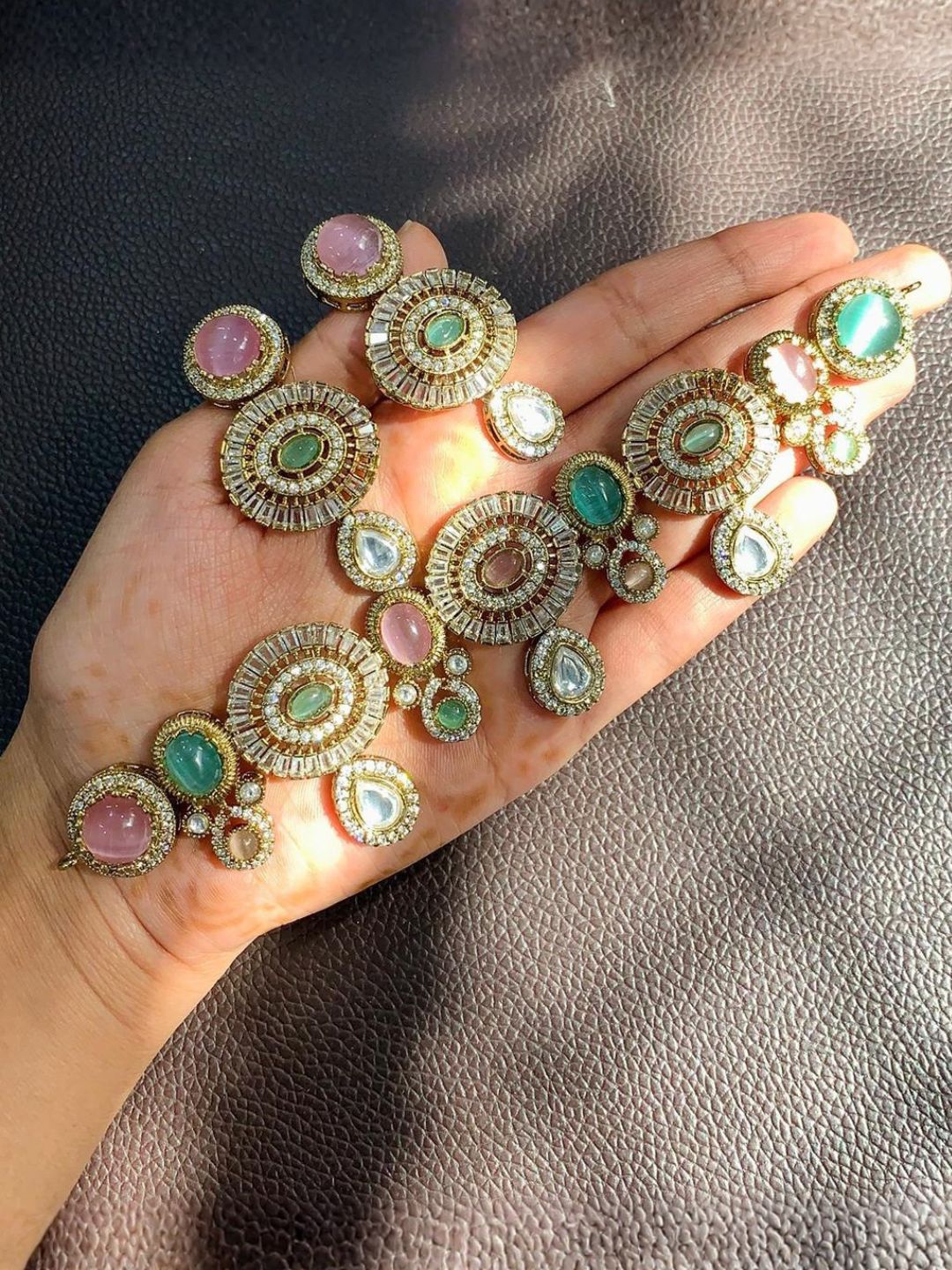 Ishhaara Multicoloured Gemstone Set