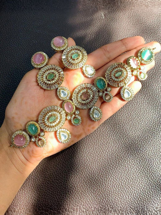 Ishhaara Multicoloured Gemstone Set