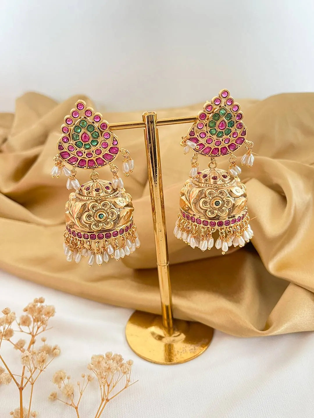 Ishhaara Multicoloured Kundan Jhumka With White Pearl Setting