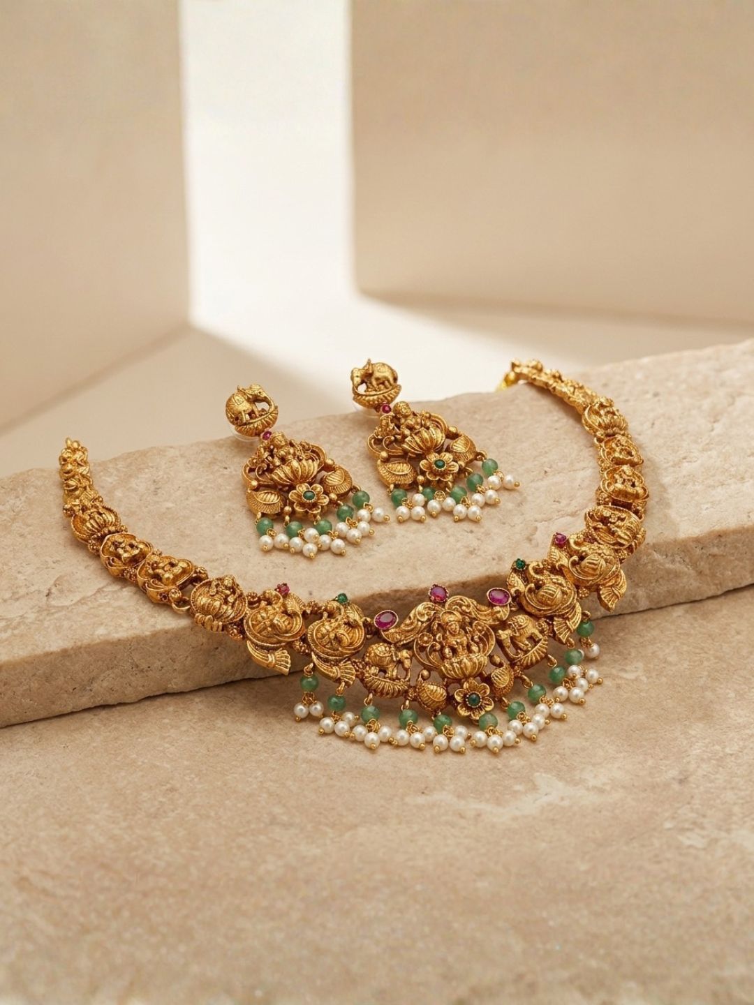 Ishhaara Nagas Lakshmi Green Beads Choker